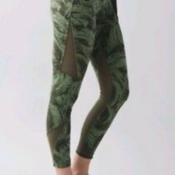 Lululemon Wunderlust highest Times - Picture 1 of 4